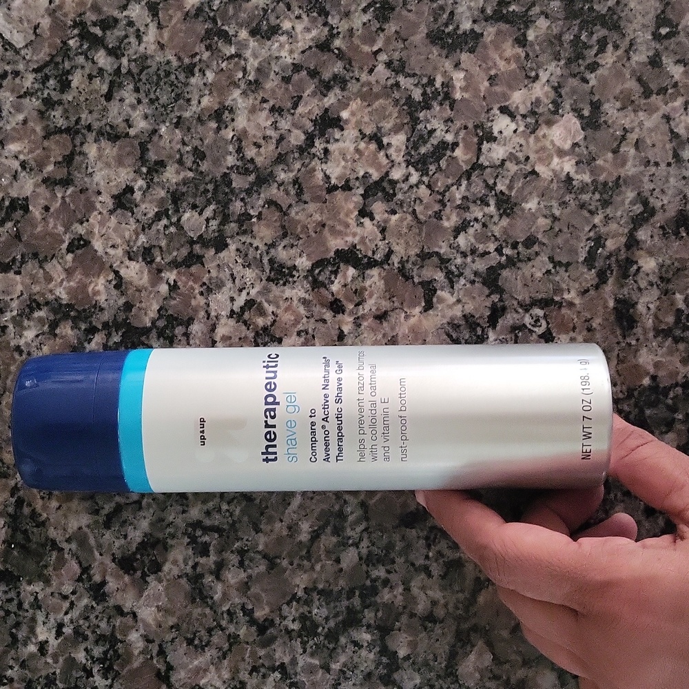 Up & Up Therapeutic Shave gel 7 fl oz new helps prevent raxor bumps w colloidal